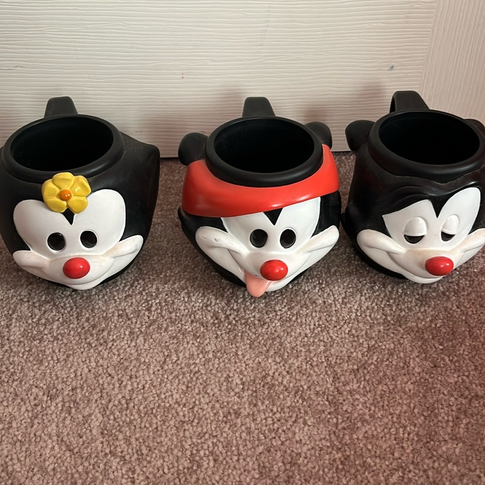 Anamaniac mugs. Soft material/not ceramic